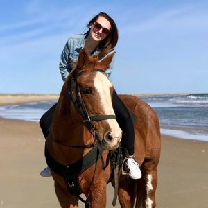 Meet your Posher, Haley